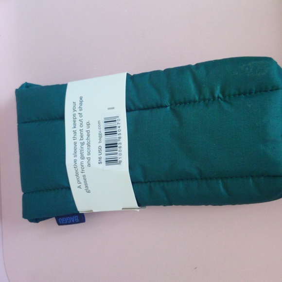 Puffy Glasses Case - Picture 3 of 7